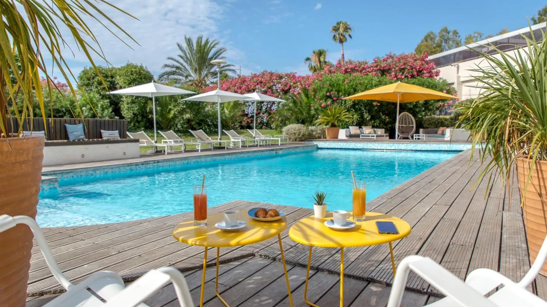Mercure Hyeres Centre Cote D'Azur 4*,  France
