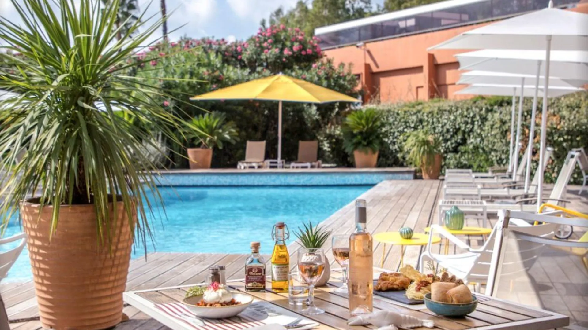 Mercure Hyeres Centre Cote D'Azur 4*,  France