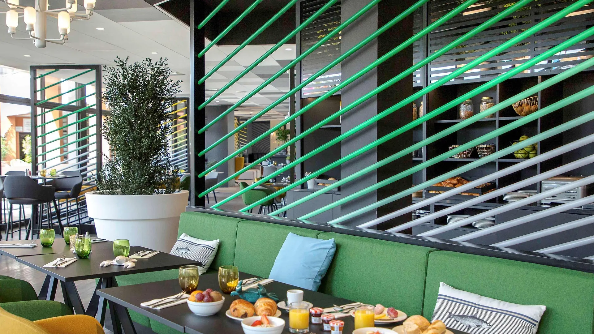 Mercure Hyeres Centre Cote D'Azur Hotel