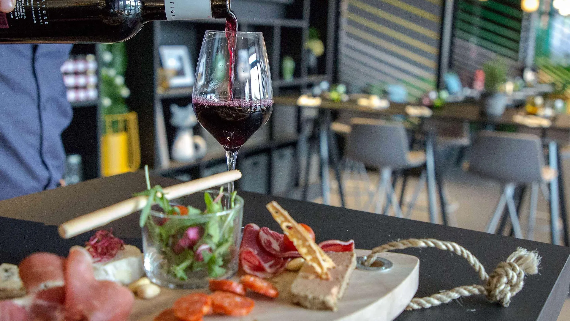 Mercure Hyeres Centre Cote D'Azur 4*,  France