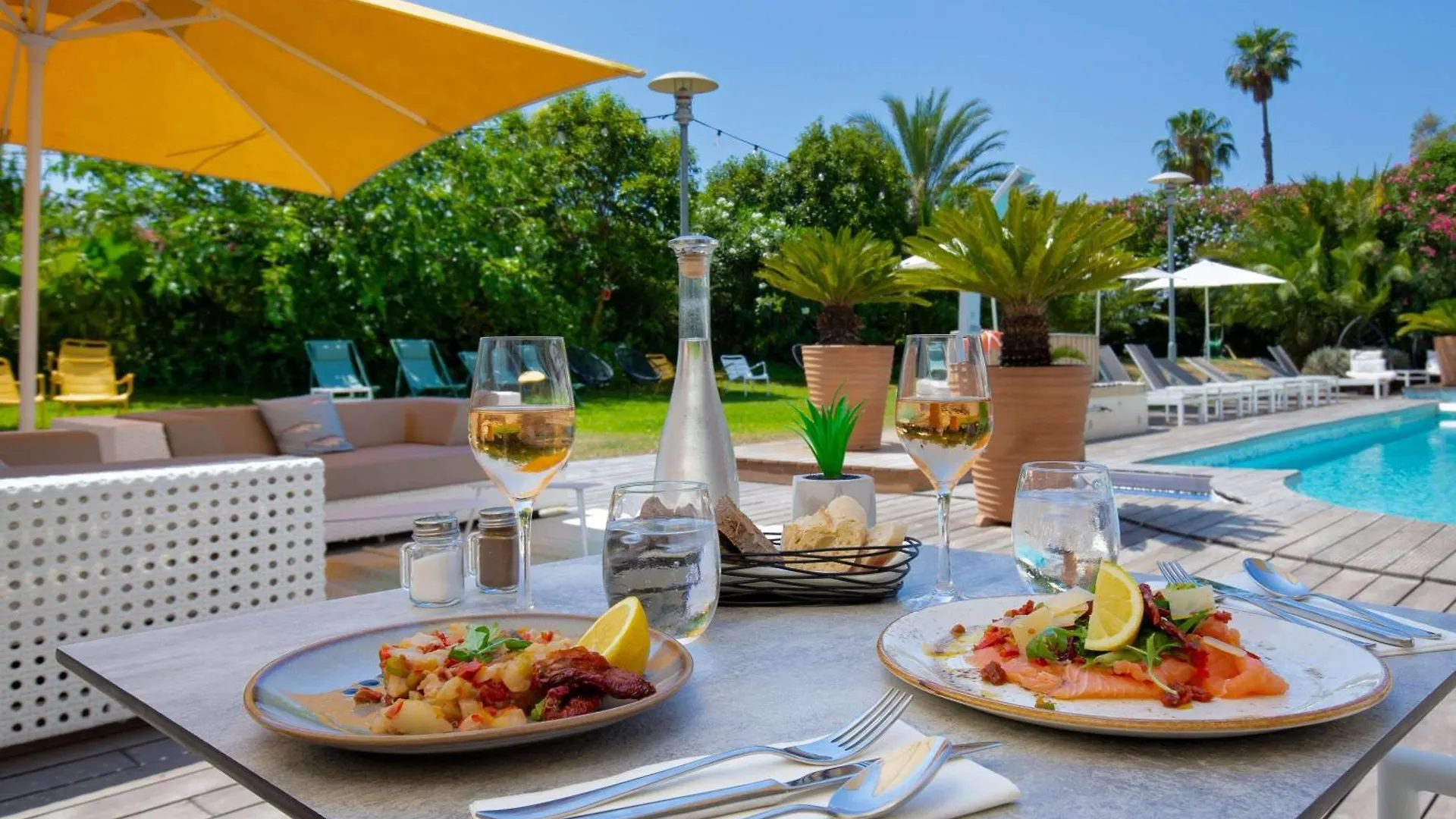 Mercure Hyeres Centre Cote D'Azur Hotel